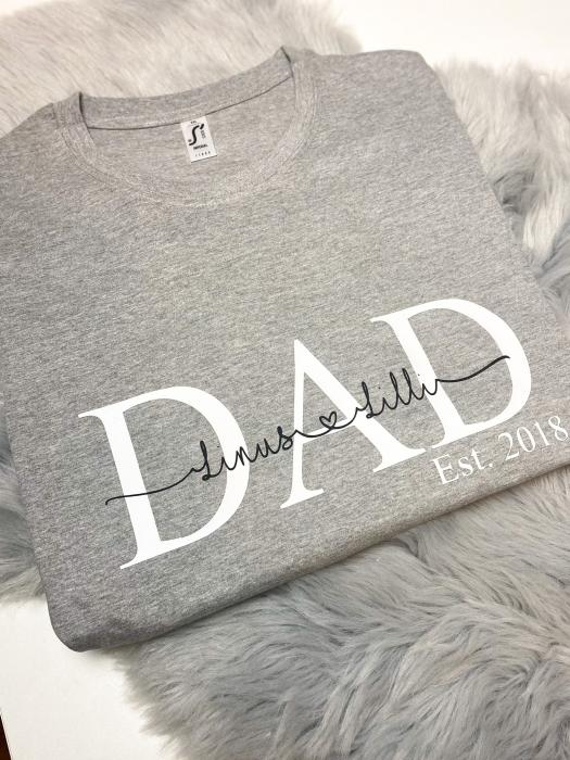 MOM/DAD Shirt